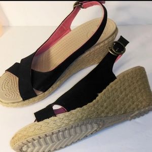 Crocs A-Leigh Wedge Sandals Slingbacks Size 10